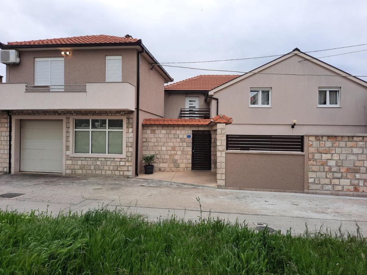 Apartman Sirena Trebinje Eksteriør bilde